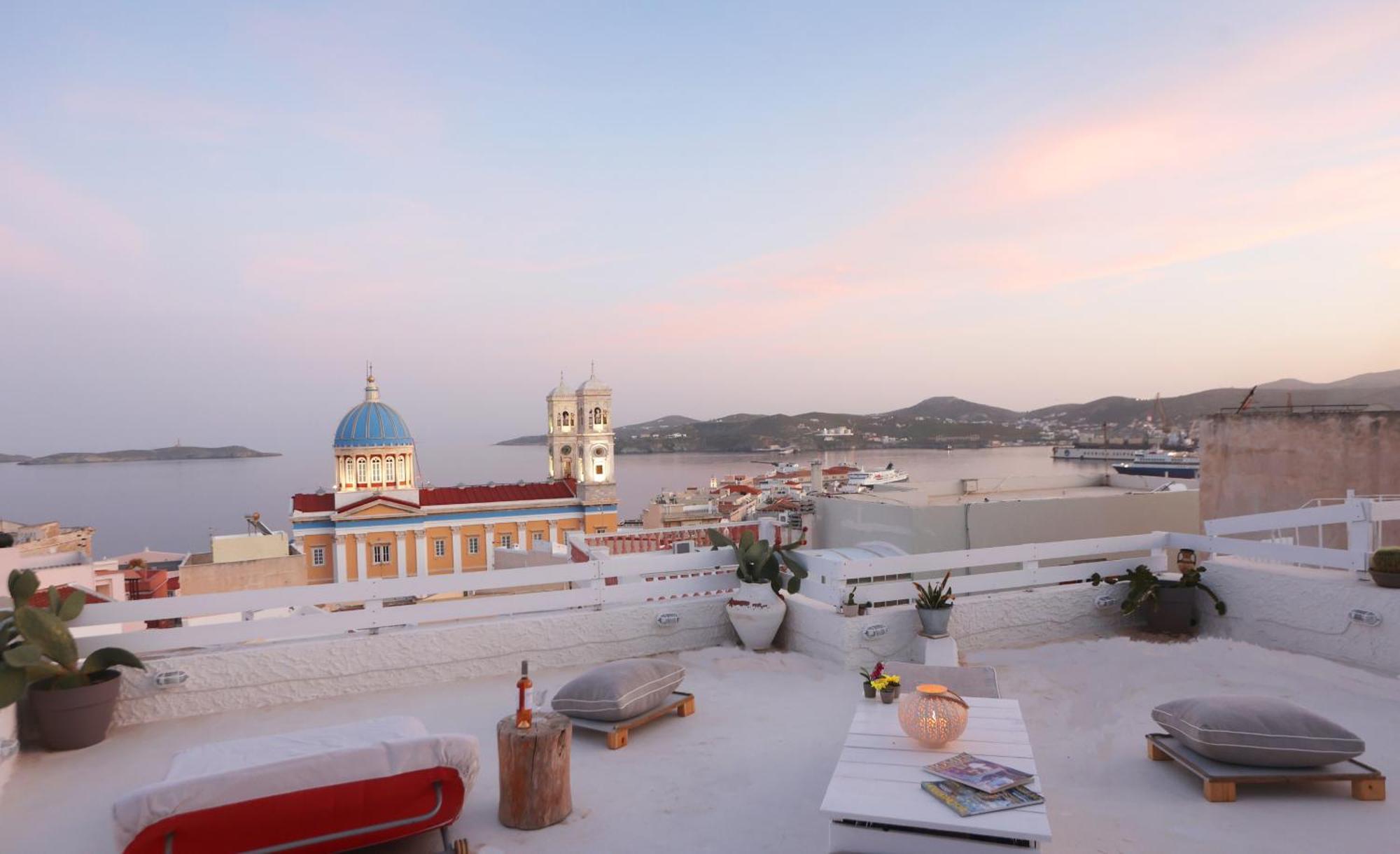 San Nikolas View Guest House Ermupoli Exteriér fotografie